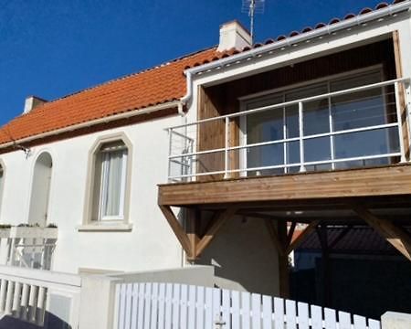 Charmante Maison, Terrasse Vue Mer 莱萨布勒-多洛讷 外观 照片